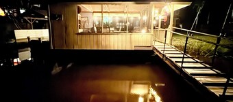 Waterfront Retreat with Dock & Kayaks – The Low Tide Lounge, Midway GA