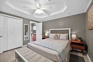 4 Schlafzimmer, Bügeleisen/Bügelbrett, WLAN, Bettwäsche