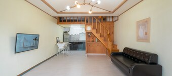 Yeosu Greenhouse Pension