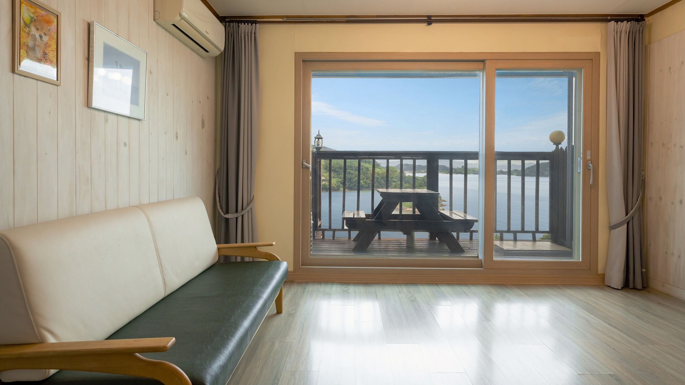 Basic Room, 1 Bedroom (MonkeyBanana) | 1 bedroom, free WiFi