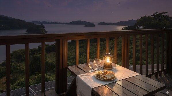 Basic Room, 1 Bedroom (CocoMelon) - Yeosu Greenhouse Pension (Yeosu)