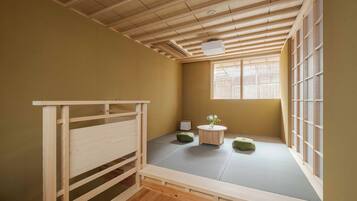 Traditional House, 1 Bedroom, Kitchenette, Garden View