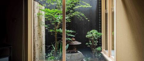 Traditional House, 1 Bedroom, Kitchenette, Garden View | Garden view