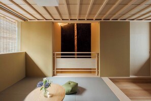 Nhà truyền thống, 1 phòng ngủ, bếp nhỏ, quang cảnh vườn | Két bảo mật tại phòng, trang trí khác biệt 