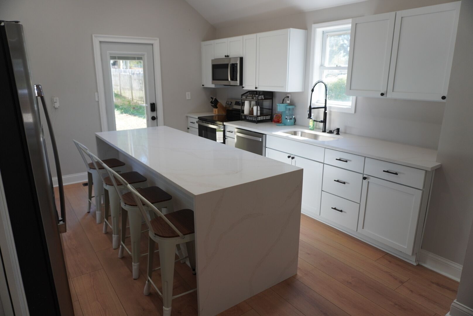 微波爐、焗爐、洗碗機