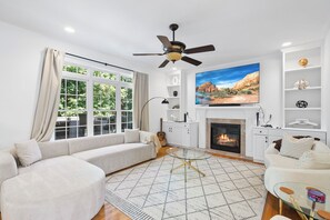 Smart TV, fireplace, video games, table tennis