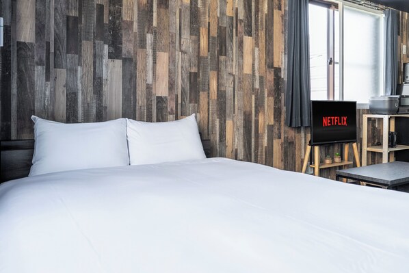 Iron/ironing board, free WiFi