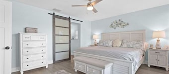 NEW-Waterfront Retreat with Private Pool, Spa & Tiki Hut – North Ft Myers Escape