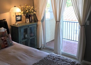 3 soverom, strykejern/-brett, reiseseng for barn og wi-fi (inkludert)