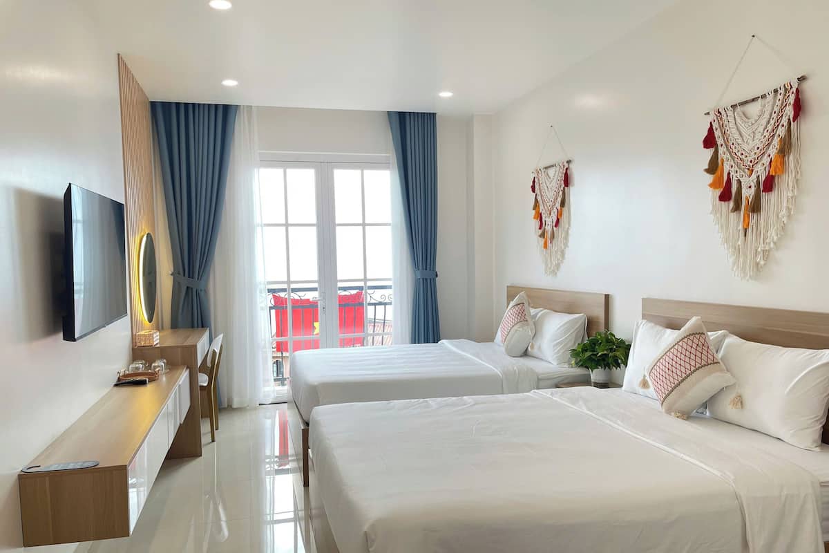 Family Quadruple Room, Beach View | Free WiFi