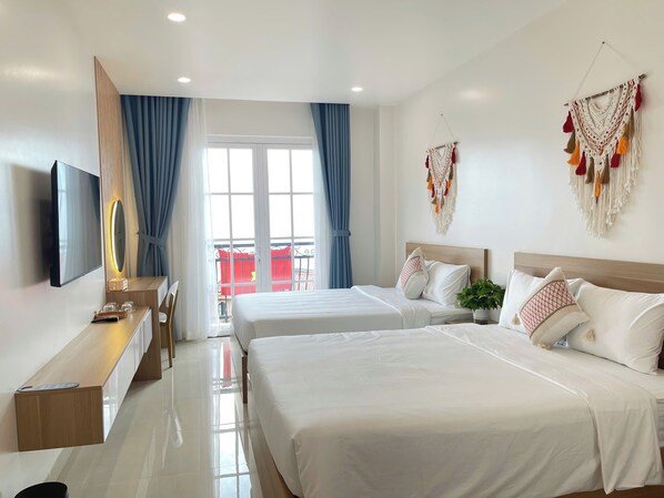 Family Quadruple Room, Beach View | Free WiFi