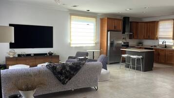 تلفزيون ذكي