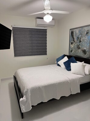 3 quartos, ferros/tábuas de passar roupa, Wi-Fi, roupa de cama