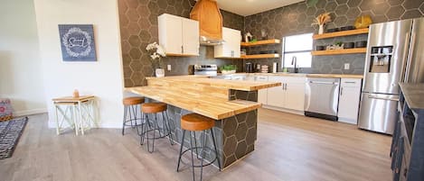 Microwave, oven, stovetop, dishwasher