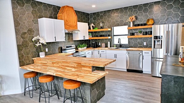 Microwave, oven, stovetop, dishwasher