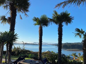 Property grounds - Coastal cottage with serene views, near to all ammenities and beaches. (Paihia)