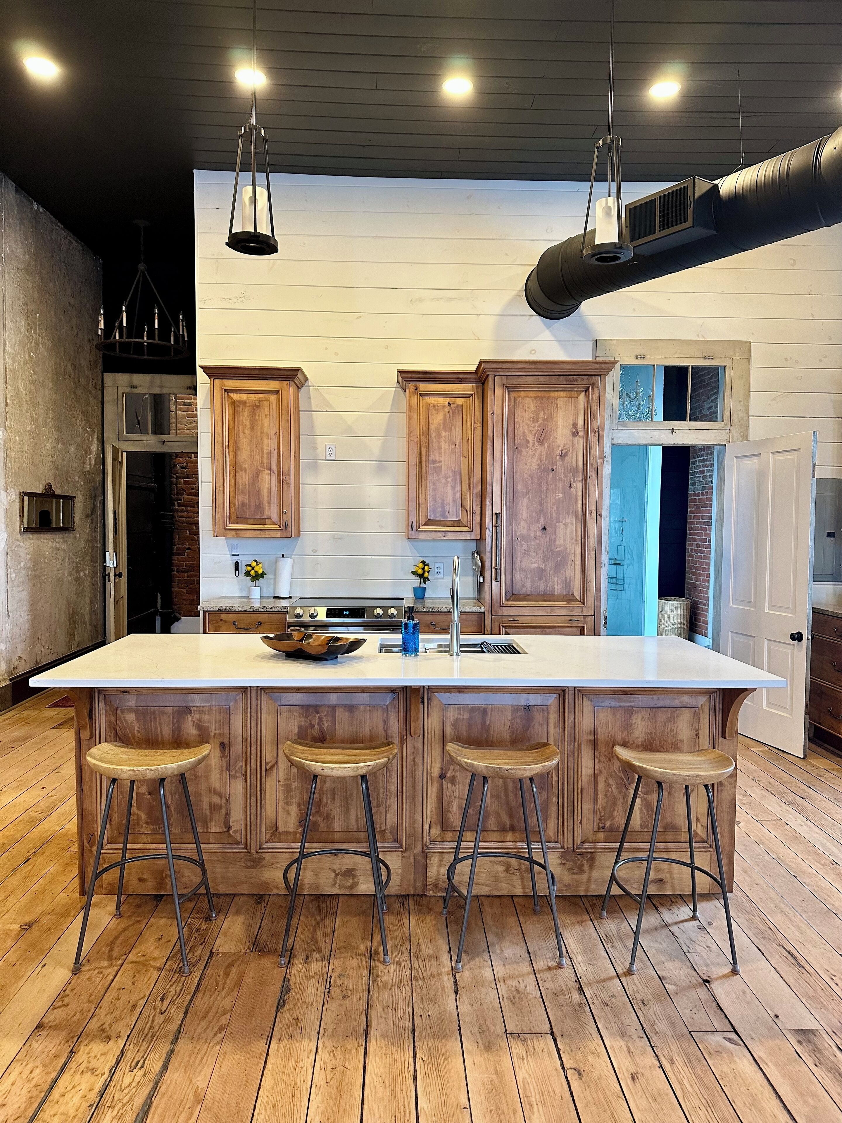 冰箱、微波炉、烤箱、炉灶