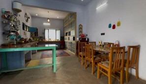 Dining - Enchanting 4-bedroom house in Lansdowne (Pali Malli)