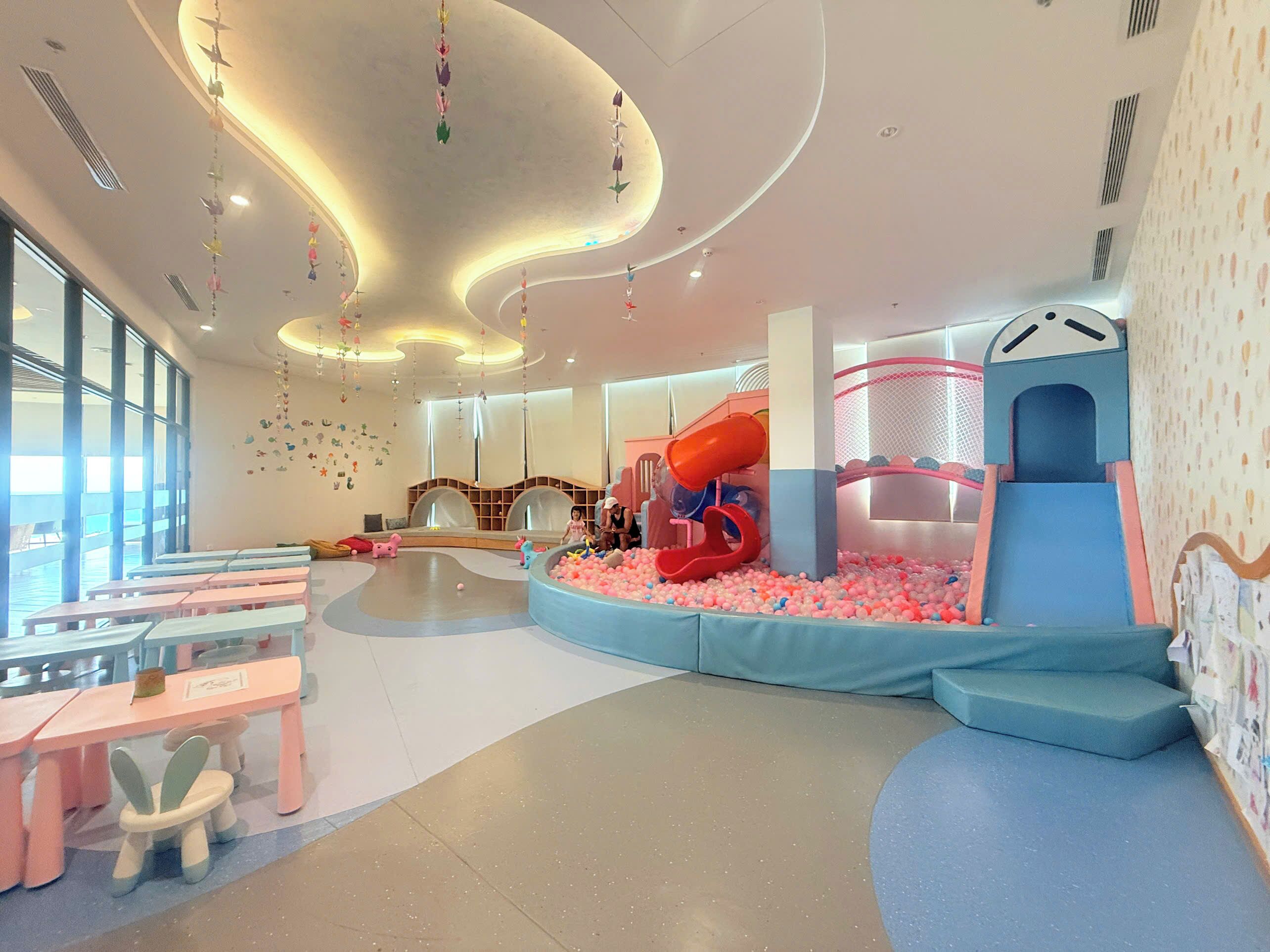 Children's play area - indoor