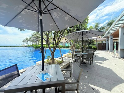 Luxury Villa Beach Front