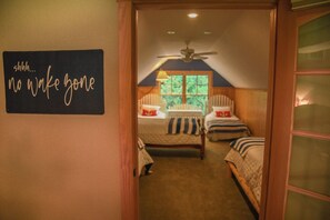 5 bedrooms, in-room safe, iron/ironing board, travel crib