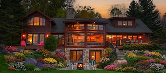 Family Lakeside Lodge - Private Dock and Beach Access - Close to Boyne Mt!