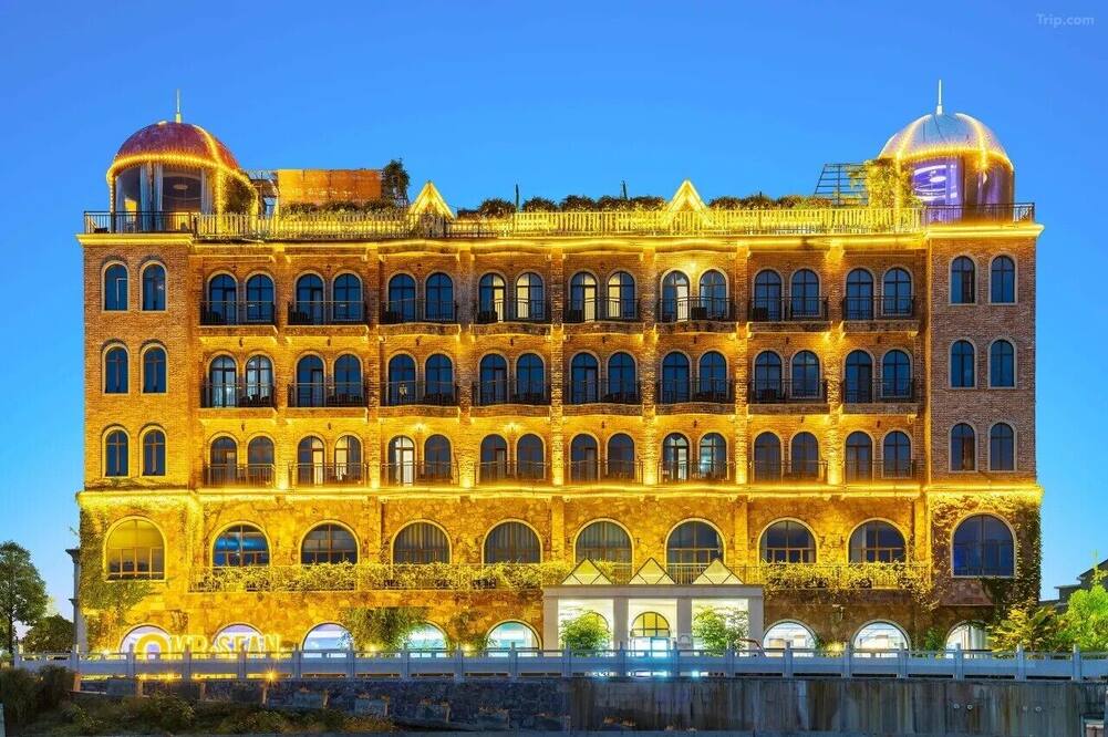 Xiao'en Castle Hotel Tianmenshan