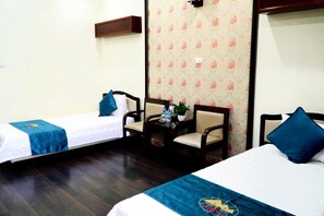 Double Room, Balcony, Lake View | Free WiFi - Bang Giang EcoGreen Hotel (Thuc Phan)