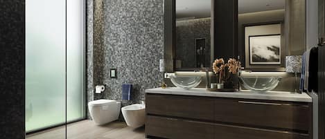 Doppelzimmer, Balkon, Seeblick | Badezimmer