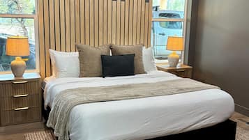 3 bedrooms, travel crib, free WiFi, bed sheets