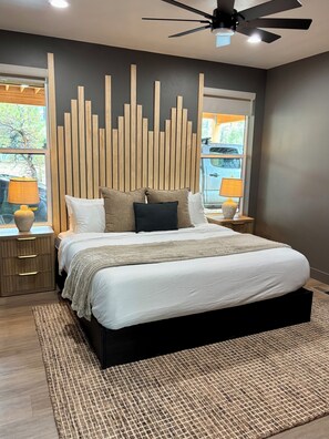 3 quartos, berço de viagem, Wi-Fi de cortesia, roupa de cama