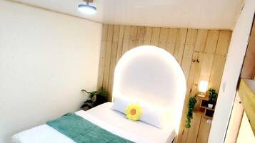Family Villa, Mountain View | Desk, laptop workspace, free WiFi