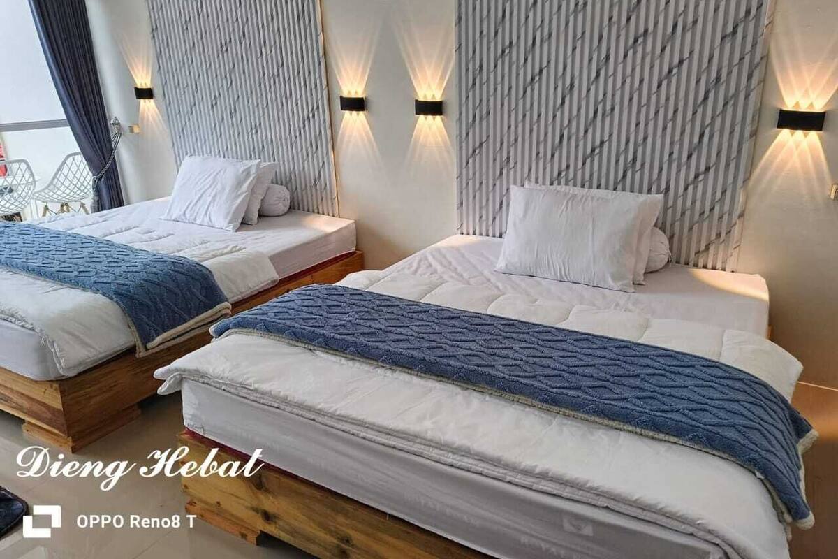 Deluxe ház, 2 queen (nagyméretű) franciaágy, kilátással a hegyre | Íróasztal, laptophoz jól használható munkafelület és ingyenes wifi