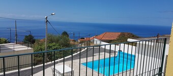 3-bedroom cottage  with sea views in Estreito da Calheta