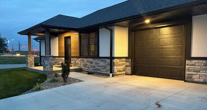 Cool 2-bedroom three bed contemporary condo in a quiet area of Quincy.