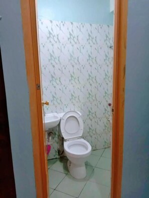 Chambre Deluxe | Salle de bain | Serviettes fournies