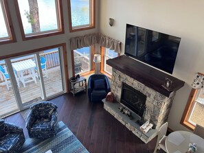 Téléviseur connecté, foyer, jeux vidéo