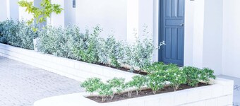 The Garden Galleries Boutique Hotel