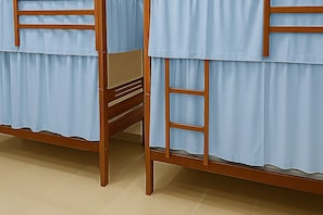Internet, bed sheets