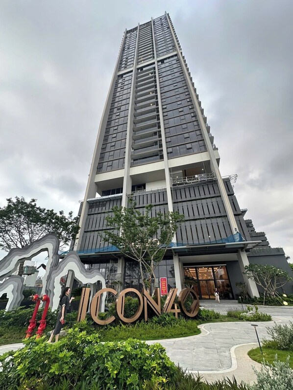 Front of property - Halong Seaside Retreat (Ha Long)