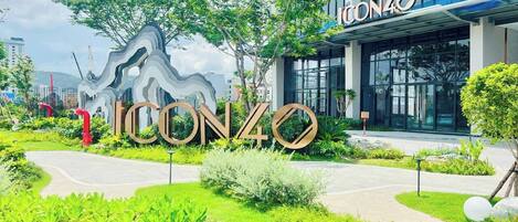 Fachada de la propiedad