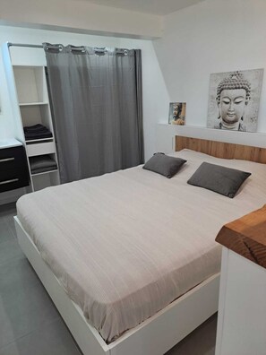 4 bedrooms, WiFi