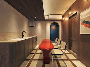 In-room dining - illi Noa Hamamatsucho (Tokyo)