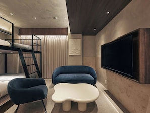 Deluxe Studio | Soundproofing, free WiFi