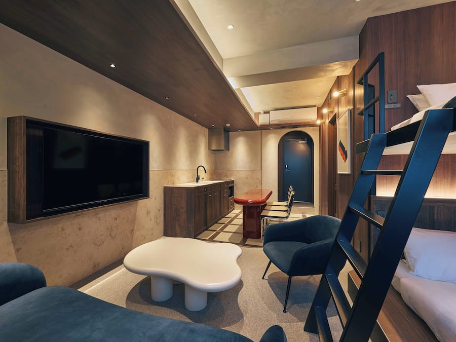 Deluxe Studio | Soundproofing, free WiFi