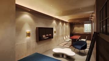 Superior Studio Suite | Free WiFi