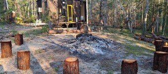 Magic Bush Stay Yamba Hinterland by Tiny Away