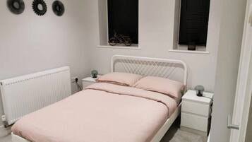 1 Schlafzimmer, Internetzugang, Bettwäsche