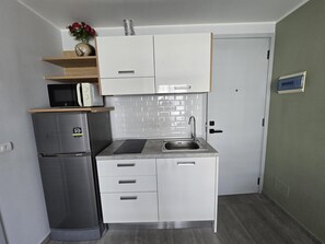 อพาร์ทเมนท์, ระเบียง | ครัวขนาดเล็กส่วนตัว