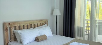 Islas Moriones Beach Resort